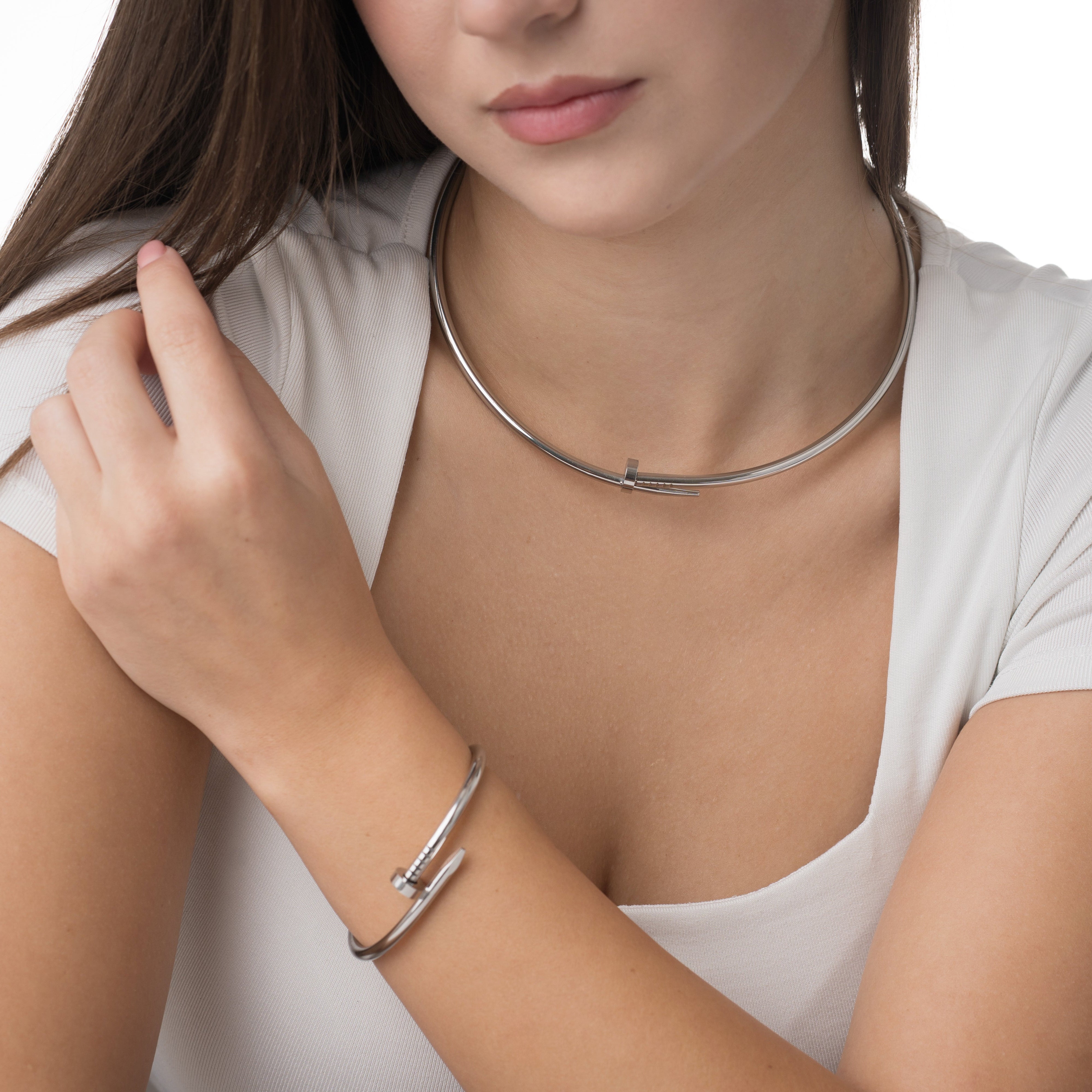 Nail Edge гривна